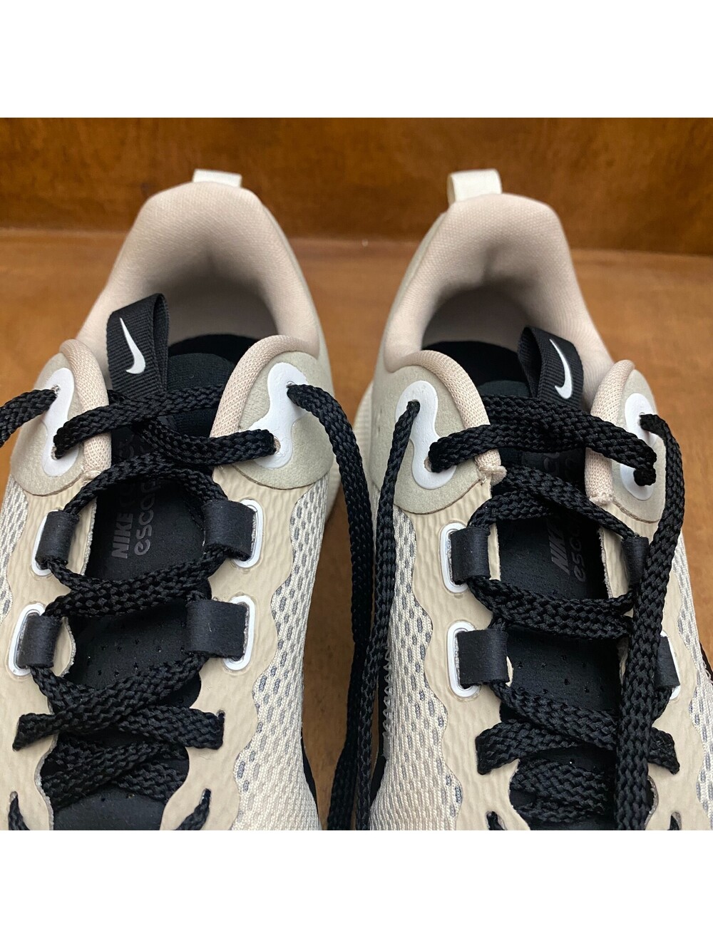 Nike React Escape Run 2 Shoes Women Sz 8 Sandrift Sail Beige Sneakers DJ9976-100 - Picture 13 of 15